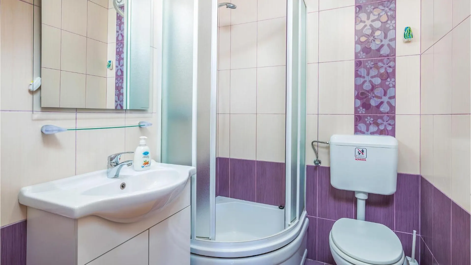 2 Bedroom Gorgeous Apartment In Njivice